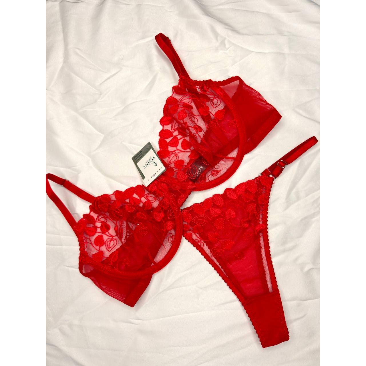 ست لباس زیر زنانه توری طرح گل، کاپ B، سایز 75 تا 90 عنوان جایگزین
